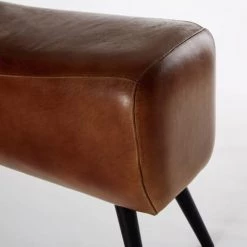 Maisons Du Monde Bancs Banc En Cuir De Buffle Marron Et Métal Noir -Bancs Soldes banc en cuir de buffle marron et metal noir 1000 11 35 225125 3