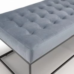 MACABANE Bancs Banc En Velours Bleu Clair Capitonné Structure Métal Noir -Bancs Soldes banc en velours bleu clair capitonne structure metal noir 2