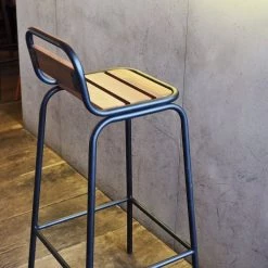 Decoclico Factory Chaises Et Tabourets De Bar Chaise De Bar Esprit Industriel Bois Clair -Bancs Soldes chaise de bar esprit industriel bois clair 3