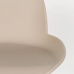 Zuiver Chaises Et Tabourets De Bar Tabouret De Bar En Polypropylène Taupe -Bancs Soldes tabouret de bar en polypropylene taupe 2