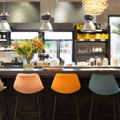 Dutchbone Chaises Et Tabourets De Bar Tabouret De Bar En Velours Gris -Bancs Soldes tabouret de bar en velours gris 19