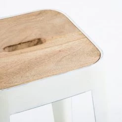 Maisons Du Monde Chaises Et Tabourets De Bar Tabouret De Bar Indus En Métal Blanc -Bancs Soldes tabouret de bar indus en metal blanc 1000 4 1 174866 3