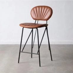 Ixia Chaises Et Tabourets De Bar Tabouret De Bar Similicuir Camel Et Métal Noir -Bancs Soldes tabouret de bar similicuir camel et metal noir 1