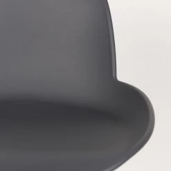 Zuiver Chaises Et Tabourets De Bar Tabouret De Comptoir En Polypropylène Gris Foncé -Bancs Soldes tabouret de comptoir en polypropylene gris fonce 3