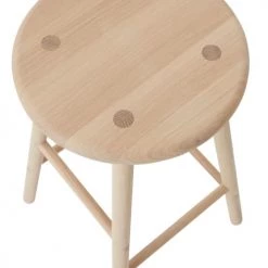 OYOY Living Design Chaises Et Tabourets De Bar Tabouret En Chêne H65cm -Bancs Soldes tabouret en chene h65cm 3